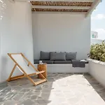 Ploes Seaside Apartment