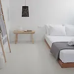 Ploes Seaside Apartment *
