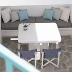 Ploes Seaside Plaka (Naxos)