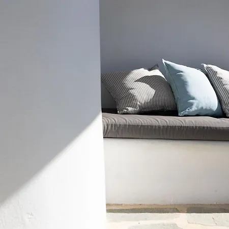 Ploes Seaside Apartment