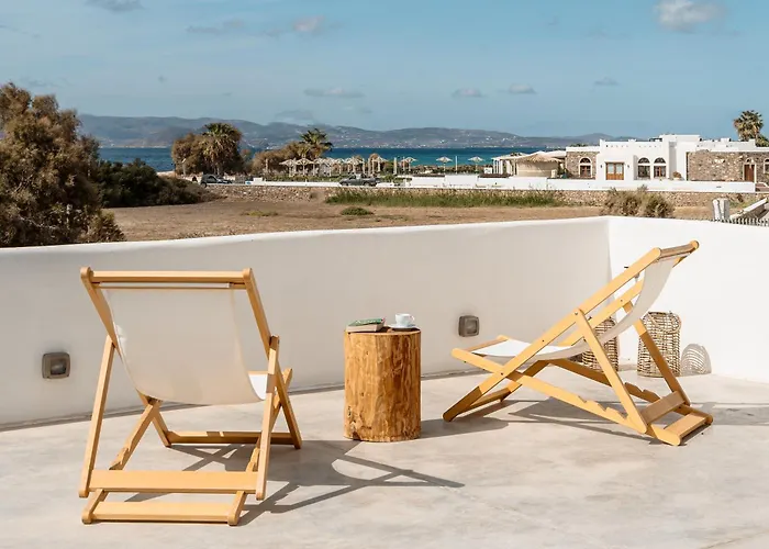 Ploes Seaside Plaka (Naxos)